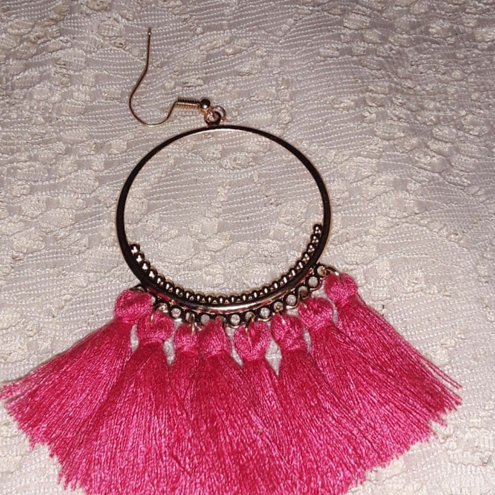 New Earrings Tassel Fringe Dangle Hot Pink & Gold Earrings